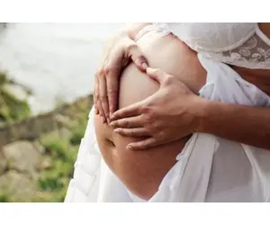 Aromaterapia: come usarla in gravidanza e dopo il parto